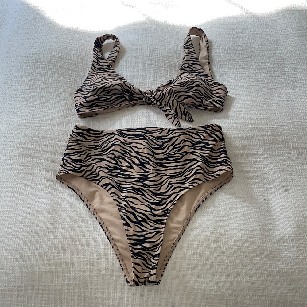 HOLLISTER | Bikini | Small & Medium | Black Brown